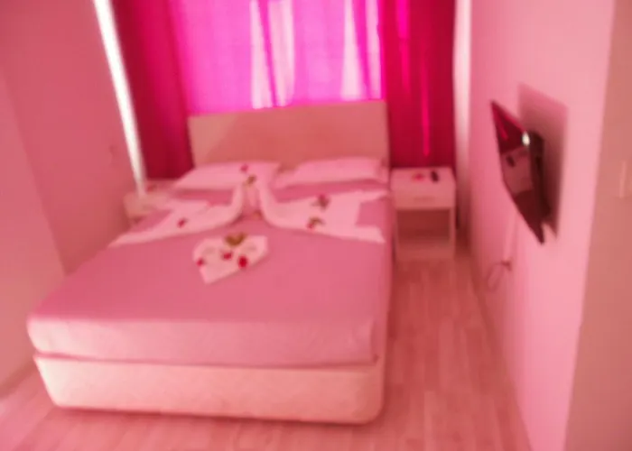 モーテル Manavgat Motel マナウガト
